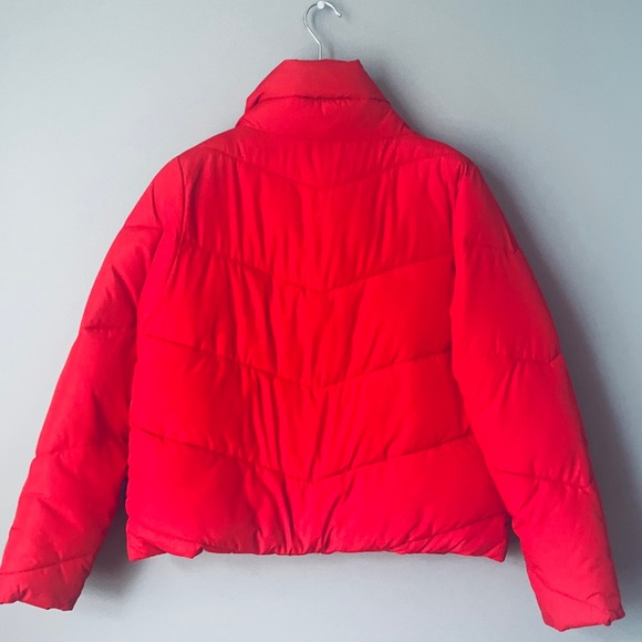 Abercrombie and Fitch red puffer jacket. - Picture 4 of 4
